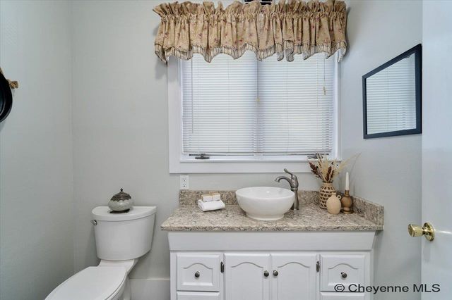 3127 THOMES AVE, Cheyenne, WY 82001