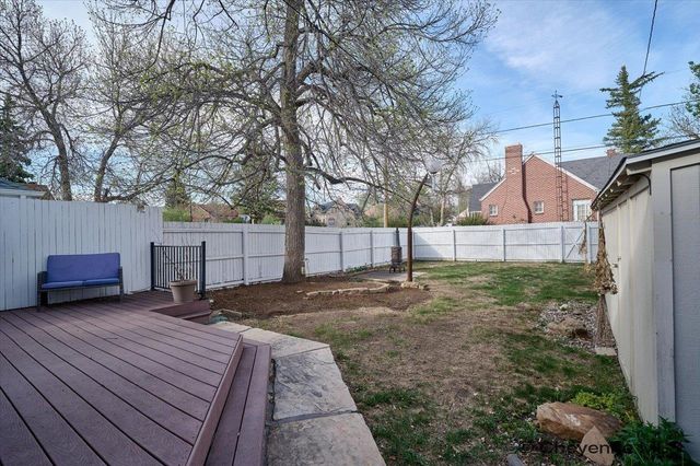 3127 THOMES AVE, Cheyenne, WY 82001