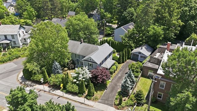 215 North St, Northampton, MA 01060