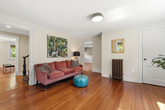 215 North St, Northampton, MA 01060