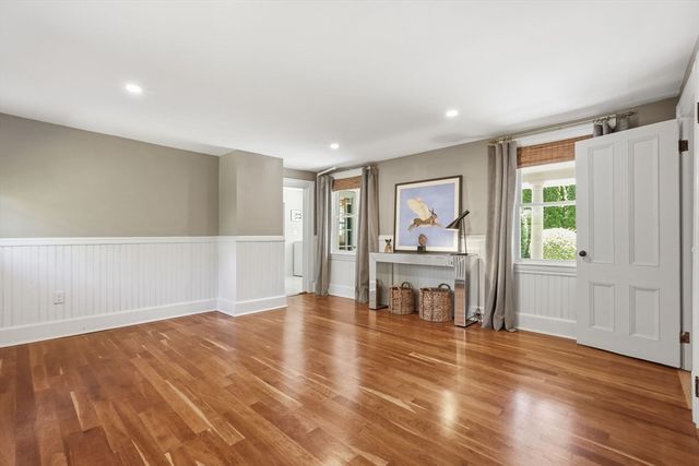 215 North St, Northampton, MA 01060