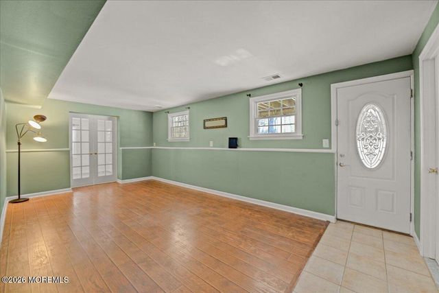 4 Willow Grove Way, Manalapan, NJ 07726