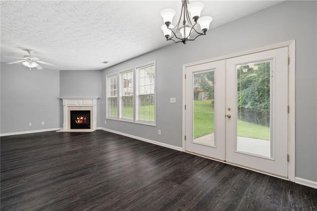 951 Island Pointe Way, Buford, GA 30518
