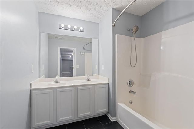 951 Island Pointe Way, Buford, GA 30518