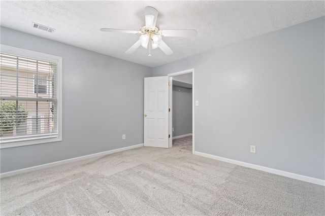 951 Island Pointe Way, Buford, GA 30518