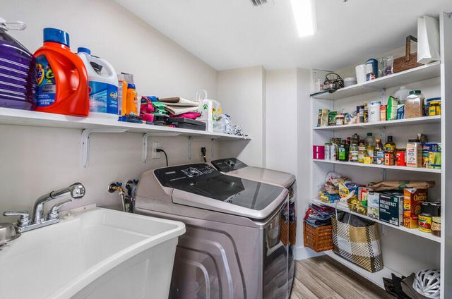 1900 Consulate Place 406, West Palm Beach, FL 33401