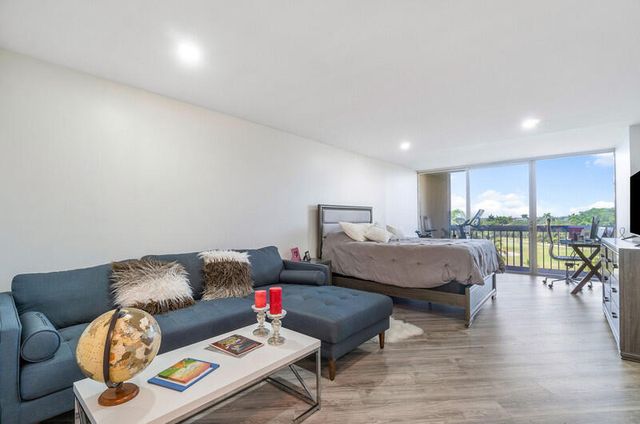 1900 Consulate Place 406, West Palm Beach, FL 33401