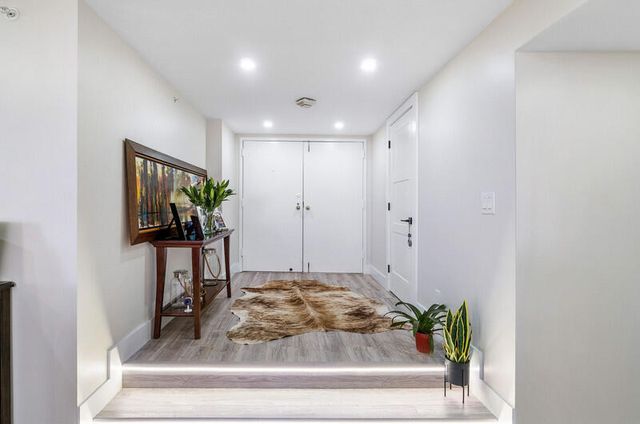 1900 Consulate Place 406, West Palm Beach, FL 33401