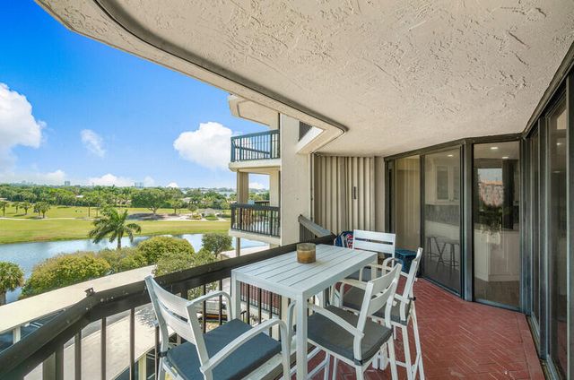 1900 Consulate Place 406, West Palm Beach, FL 33401