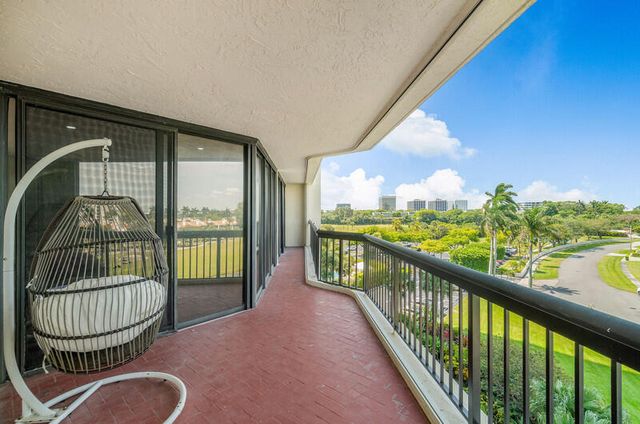 1900 Consulate Place 406, West Palm Beach, FL 33401