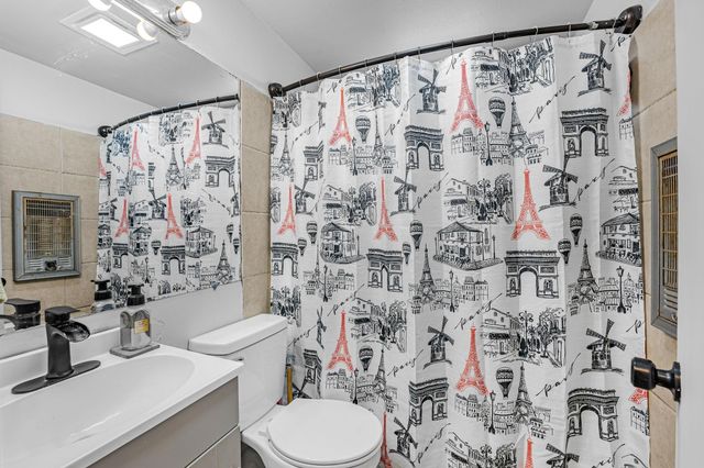 12707 E 8TH Ave, Spokane, WA 99216