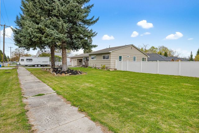 12707 E 8TH Ave, Spokane, WA 99216