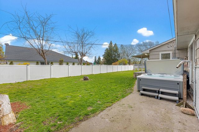 12707 E 8TH Ave, Spokane, WA 99216