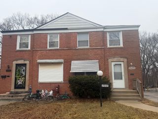 2512 E 95th Place, Chicago, IL 60617