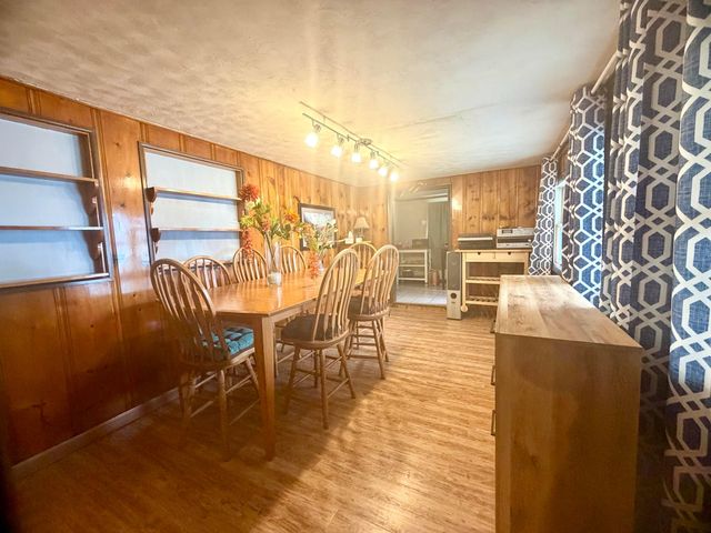1054 S James Road, Columbus, OH 43227