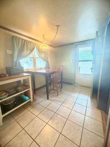 1054 S James Road, Columbus, OH 43227