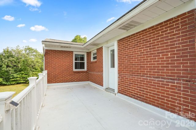 1261 Springwood Church Road, Gibsonville, NC 27249
