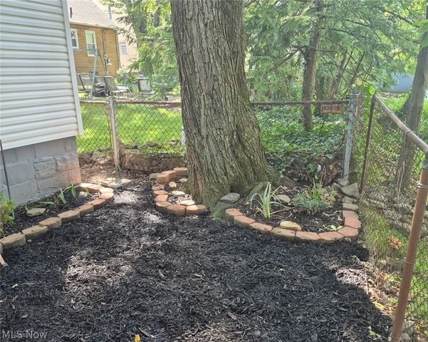 4420 Torrington Avenue, Parma, OH 44134