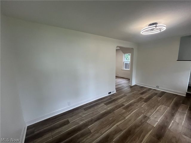 4420 Torrington Avenue, Parma, OH 44134