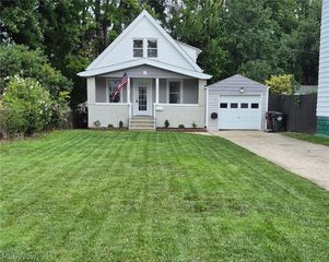4420 Torrington Avenue, Parma, OH 44134
