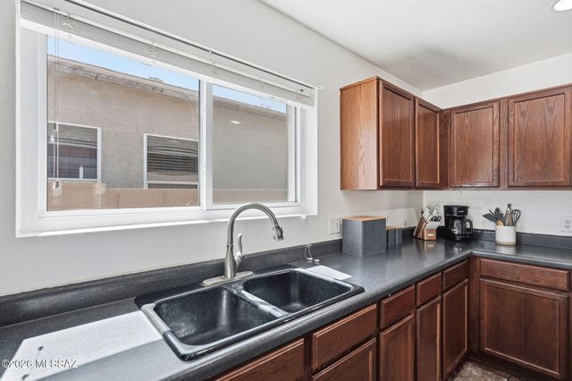 5929 E Cedarbird Drive, Tucson, AZ 85756