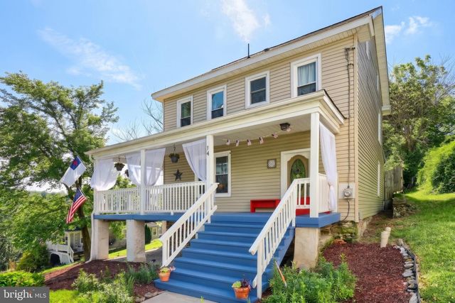 14 HIGH ST, Felton, PA 17322