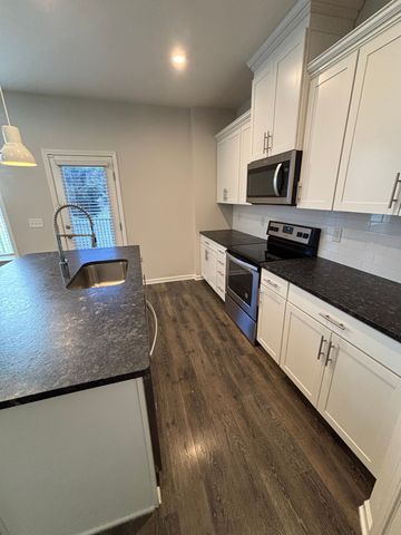3240 Brookberry Ln, Murfreesboro, TN 37129