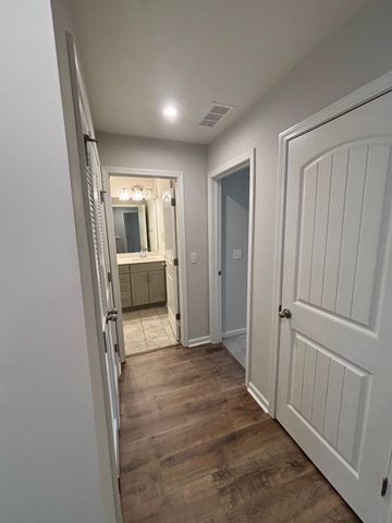3240 Brookberry Ln, Murfreesboro, TN 37129