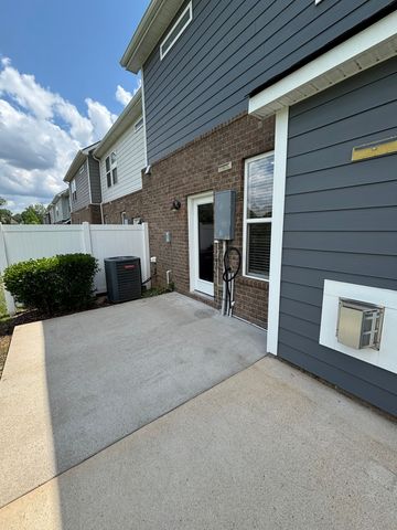 3240 Brookberry Ln, Murfreesboro, TN 37129