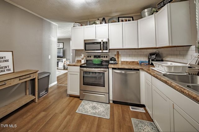 500 Buckingham Dr, Newport, TN 37821