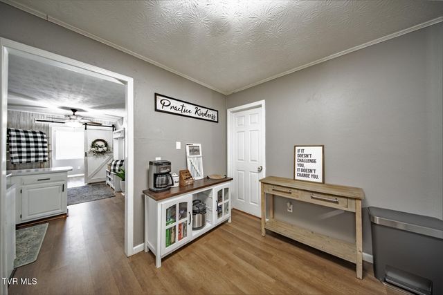 500 Buckingham Dr, Newport, TN 37821