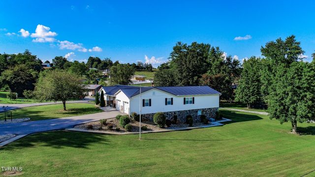 500 Buckingham Dr, Newport, TN 37821