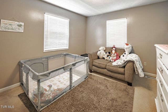 500 Buckingham Dr, Newport, TN 37821