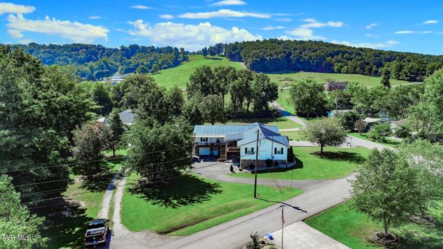 500 Buckingham Dr, Newport, TN 37821