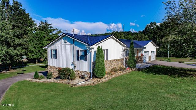 500 Buckingham Dr, Newport, TN 37821
