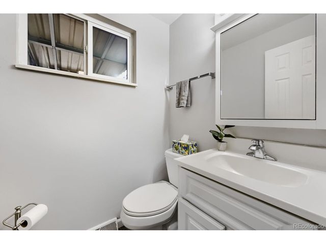 8438 Fenton St, Arvada, CO 80003