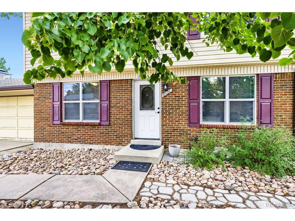 8438 Fenton St, Arvada, CO 80003
