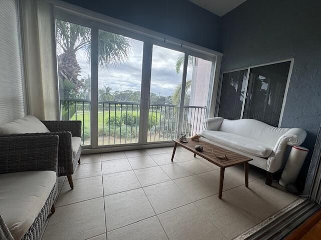 2604 N Fairway Dr Drive N, Jupiter, FL 33477