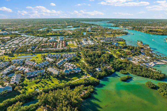 2604 N Fairway Dr Drive N, Jupiter, FL 33477