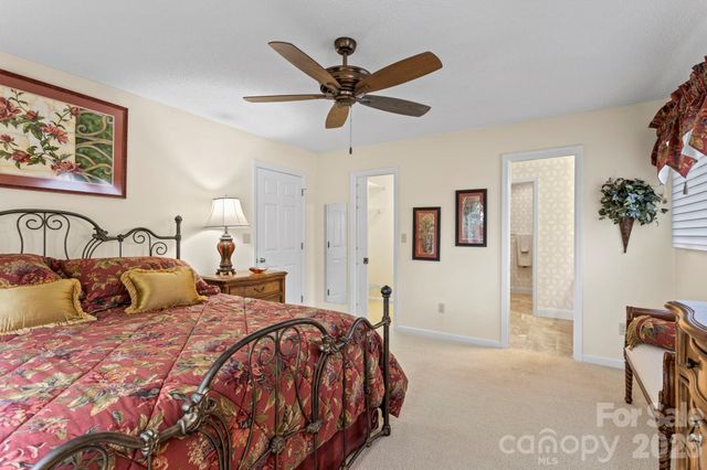 320 Dawnbrook Drive, Flat Rock, NC 28731