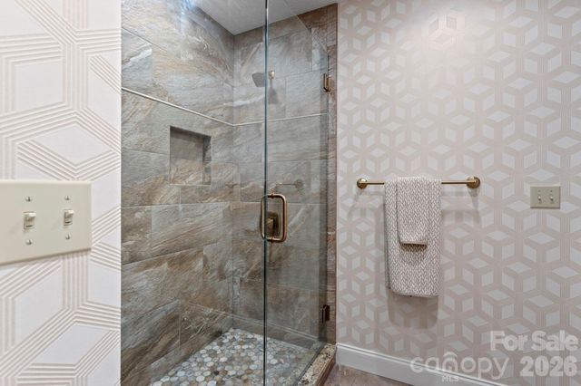 320 Dawnbrook Drive, Flat Rock, NC 28731