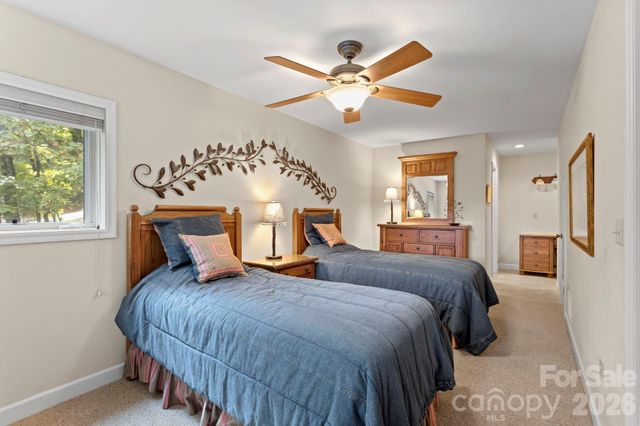 320 Dawnbrook Drive, Flat Rock, NC 28731