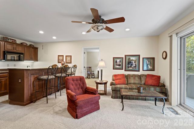 320 Dawnbrook Drive, Flat Rock, NC 28731