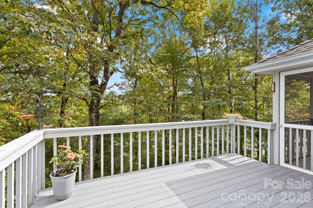 320 Dawnbrook Drive, Flat Rock, NC 28731