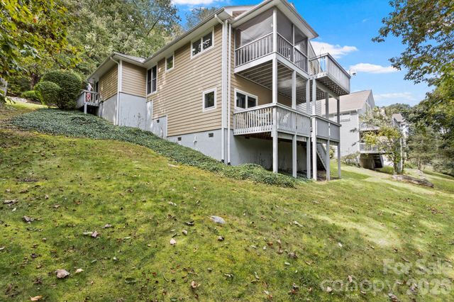 320 Dawnbrook Drive, Flat Rock, NC 28731