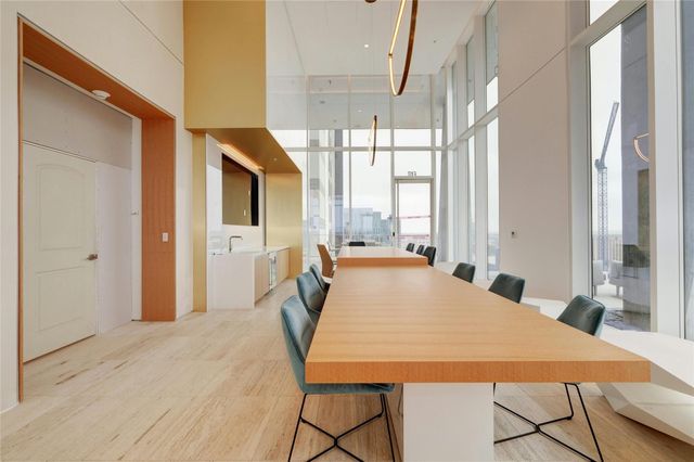 313 W 17th ST 1503, Austin, TX 78701