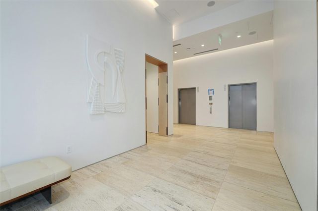 313 W 17th ST 1503, Austin, TX 78701