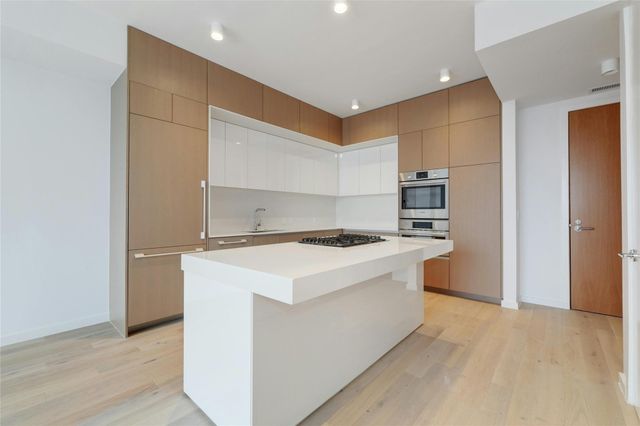 313 W 17th ST 1503, Austin, TX 78701