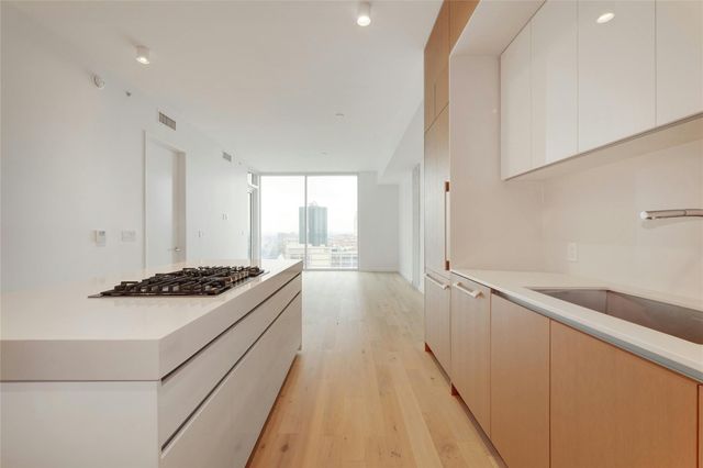 313 W 17th ST 1503, Austin, TX 78701