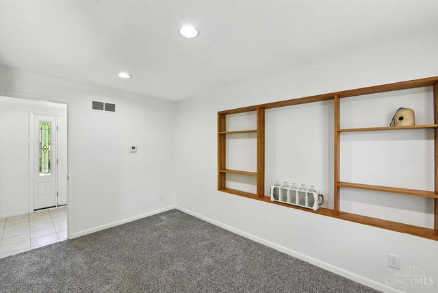 8573 Maineville Road, Hamilton Twp, OH 45039